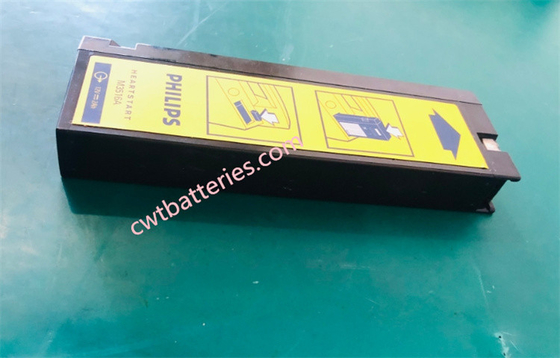 Philipph HeartStart XL M4735A Defibrillator Battery M3516A  in Good Working